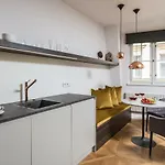 Exclusive Old Town Near Charles Bridge Prague